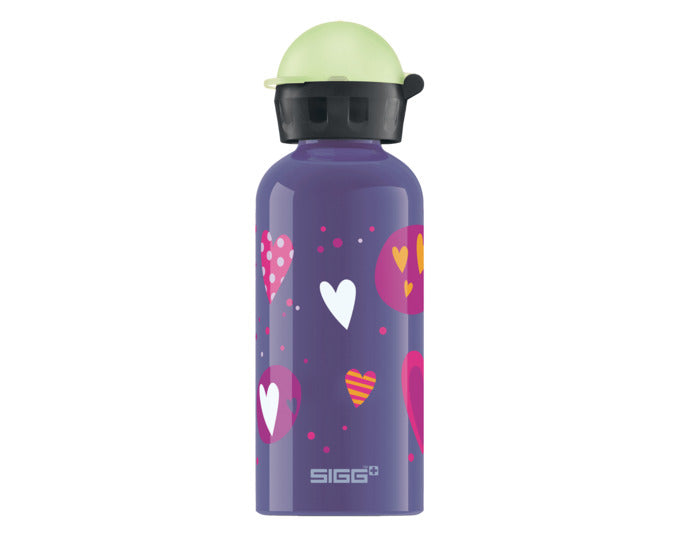 Trinkflasche Kids Bottle Heartballons Glow In The Dark 0.4 l in  präsentiert im Onlineshop von KAQTU Design AG. Flasche ist von SIGG