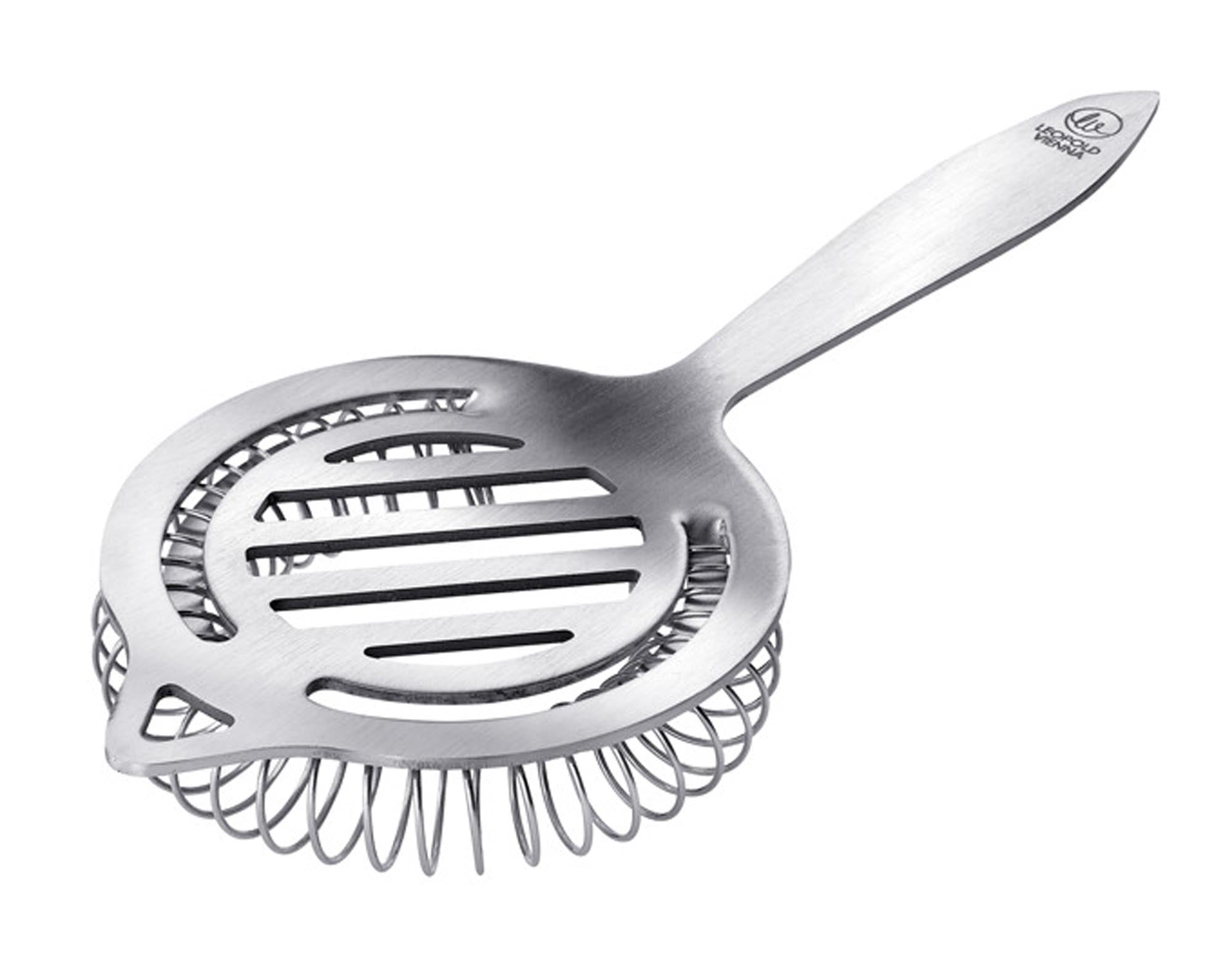 Elegantes Barsieb aus mattem Edelstahl von LEOPOLD, langlebig, ergonomisch, ideal für klare Cocktails, spülmaschinenfest.