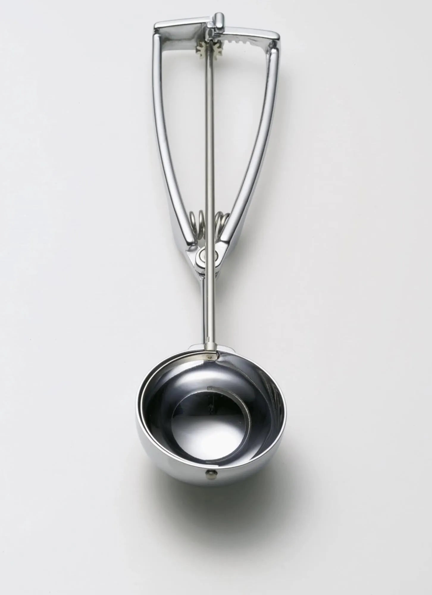 Eisportionierer CR  1/4lt in Silber präsentiert im Onlineshop von KAQTU Design AG. Glacezubehör ist von Stöckel