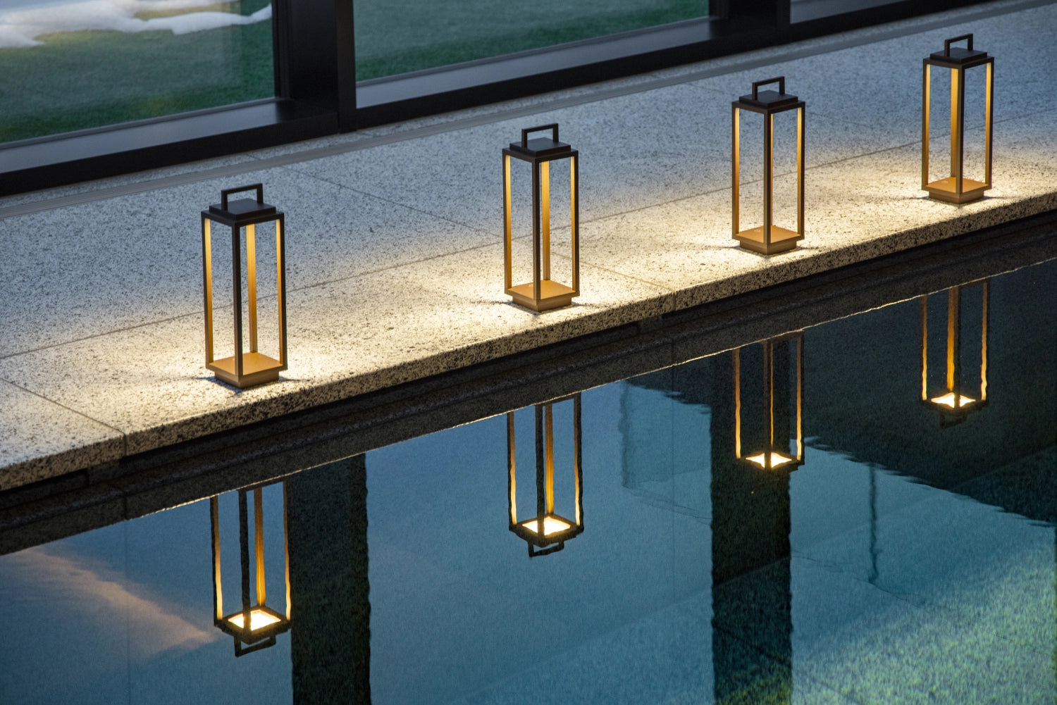 Abert Resort Lampe, wiederaufladbar, rost 10x10cm - KAQTU Design