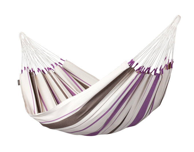 Hängematte Caribena 140x300 cm in Purple präsentiert im Onlineshop von KAQTU Design AG. Hängematte ist von LA SIESTA