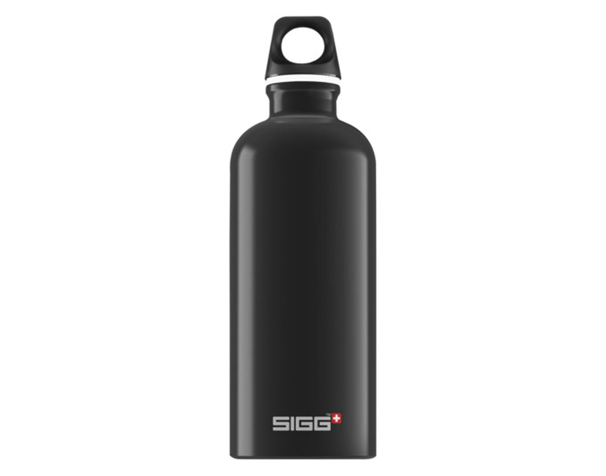 SIGG Trinkflasche Traveller Bottle black 0.6 l in  präsentiert im Onlineshop von KAQTU Design AG. Flasche ist von SIGG