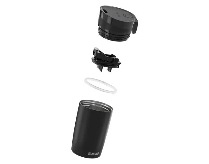 Der SIGG Thermomug Miracle in Schwarz (0.27 l) hält Getränke warm oder kalt. Perfekt für unterwegs, stilvoll und funktional.