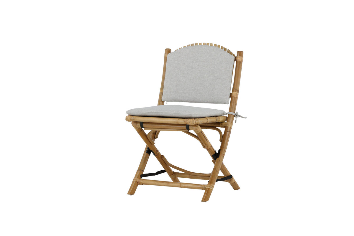 Cane Stuhl klappbar in Natur präsentiert im Onlineshop von KAQTU Design AG. Gartenstuhl ist von Venture Home