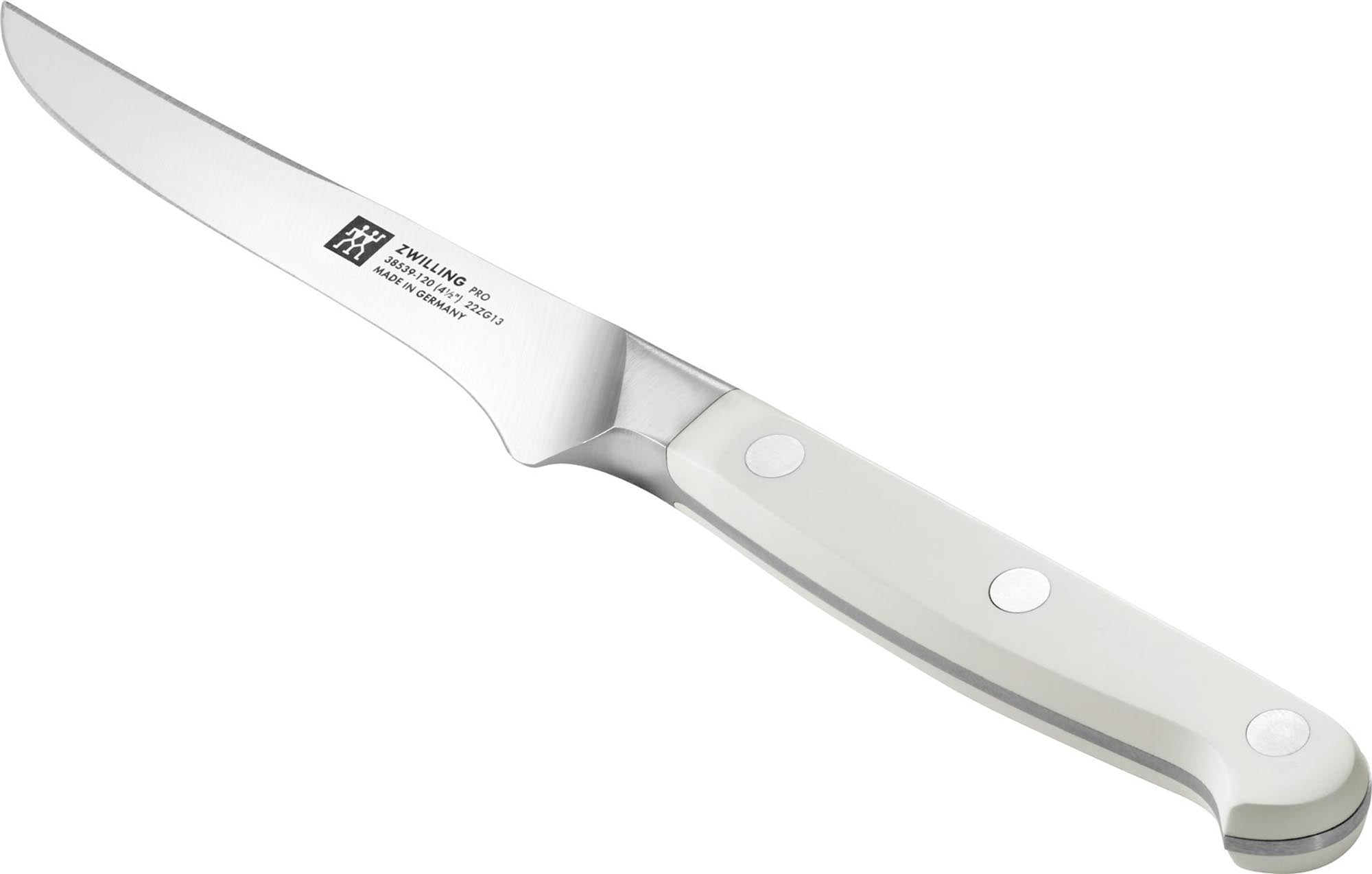 Entdecken Sie das 4-teilige Steakmesserset Pro le blanc von Zwilling Kitchen – für präzise und mühelose Schnitte bei jedem Steakgenuss.