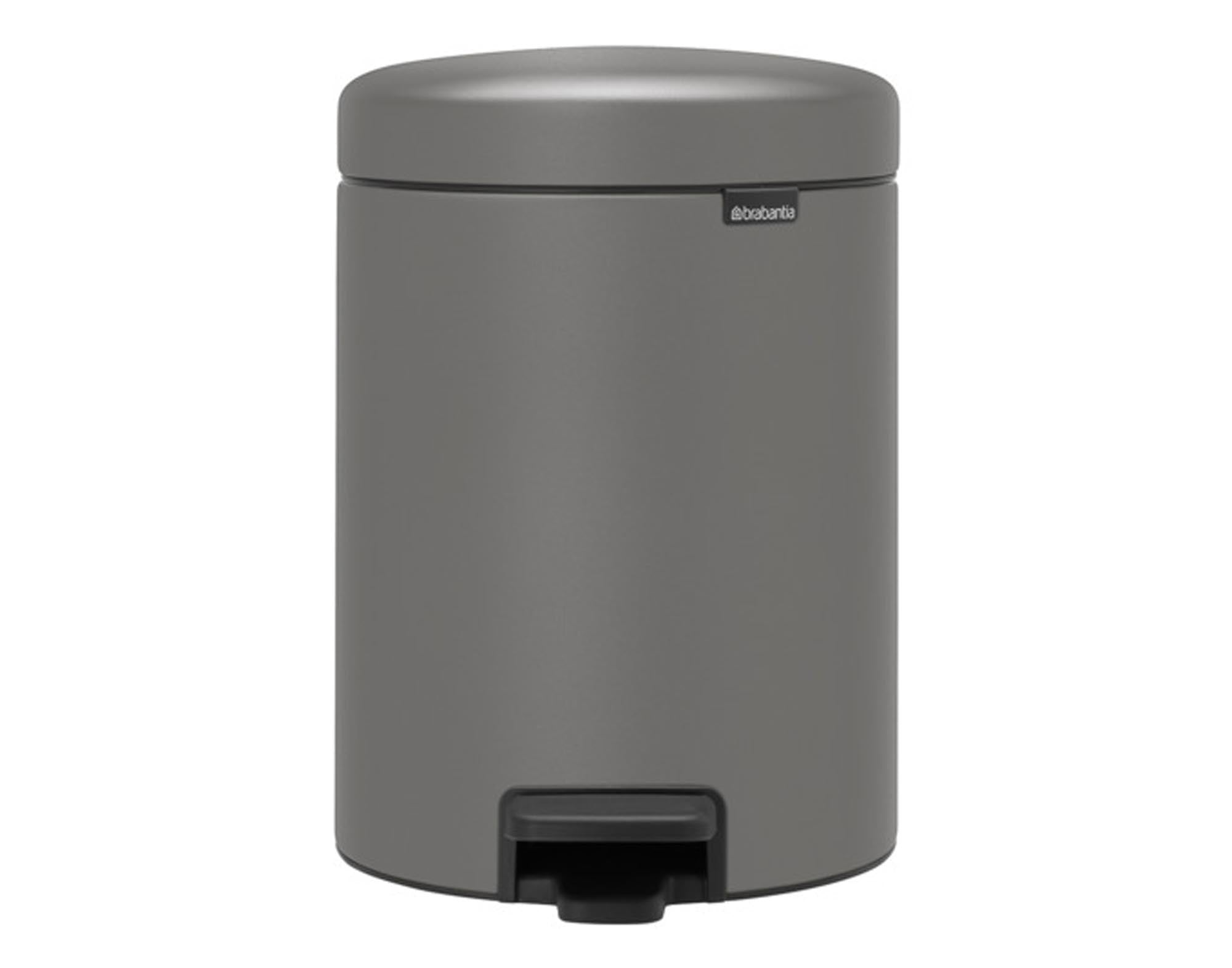 BRABANTIA Treteimer NewIcon soft beige 5 l in  präsentiert im Onlineshop von KAQTU Design AG. Mülleimer ist von BRABANTIA