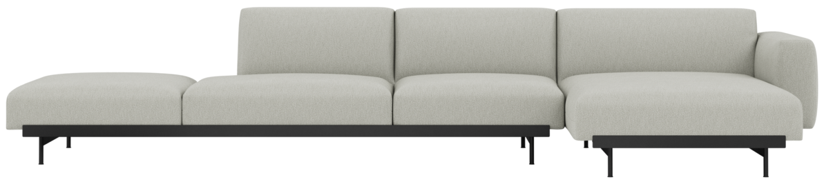 In Situ Modulares Sofa / 4-Sitzer-Konfiguration 4 in Hellgrau / Schwarz präsentiert im Onlineshop von KAQTU Design AG. 4er Sofa ist von Muuto