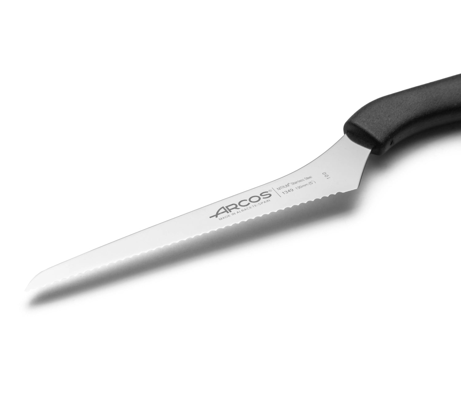 Hochwertiges Niza Allzweckmesser mit 13 cm Klinge von Arcos, perfekt für vielseitige Küchenanwendungen und präzises Schneiden von Zutaten.