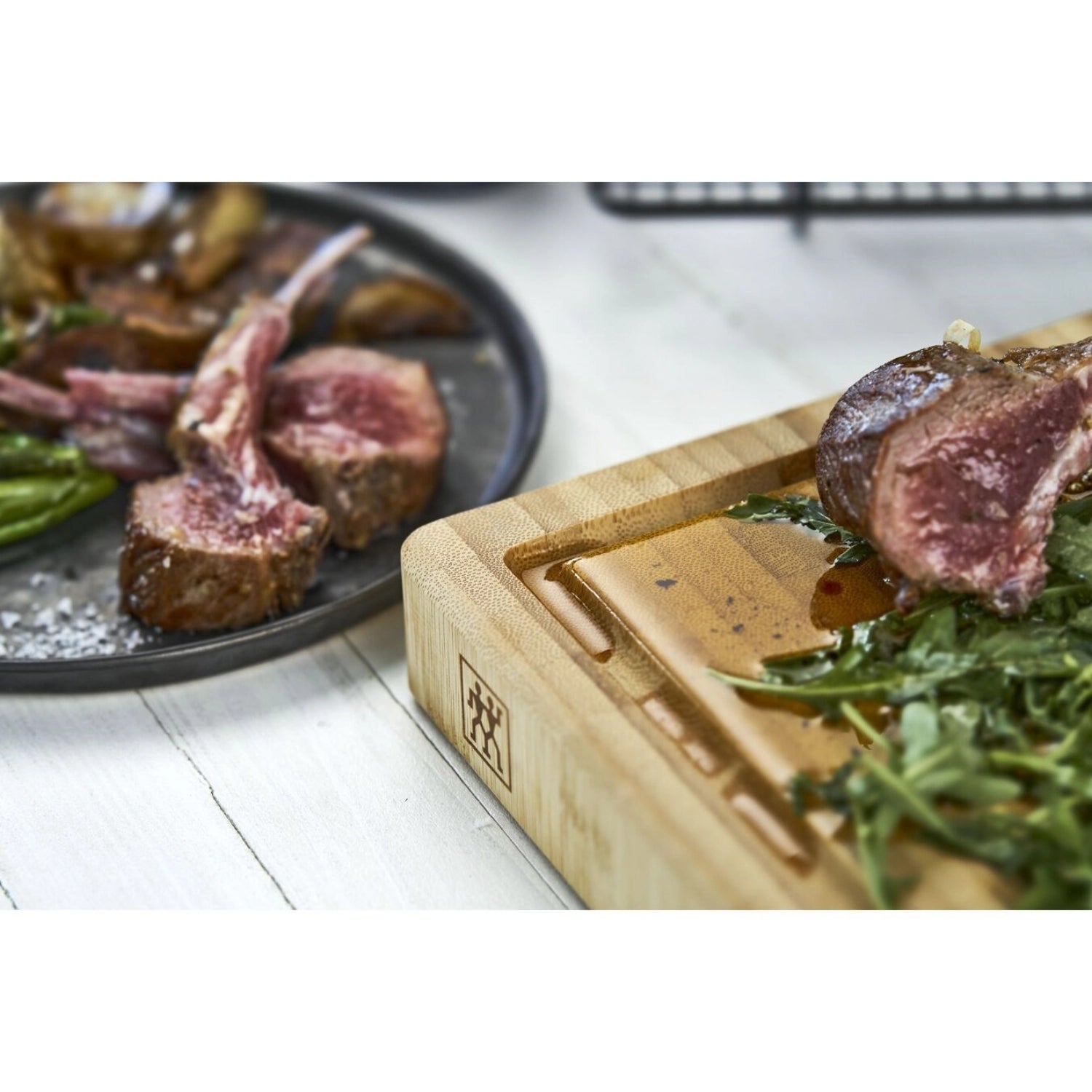Cutting board bamboo, large 42x40x3 cm