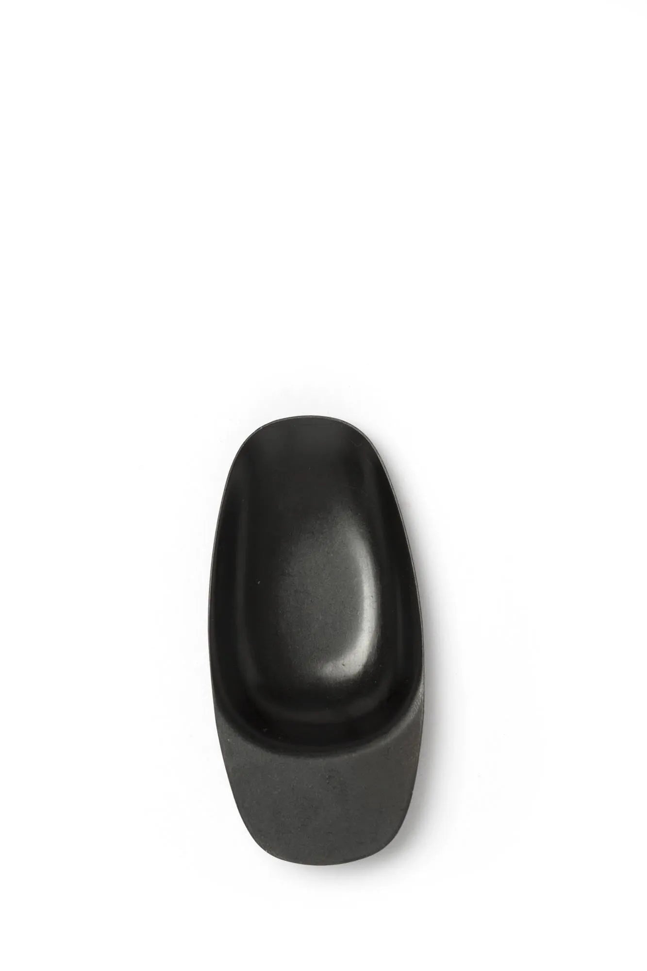 Eleganter 7.5cm Probierspaten aus Edelstahl, matt schwarz, ideal für präzises Messen in Bar und Küche. Ergonomisch, langlebig, spülmaschinenfest.