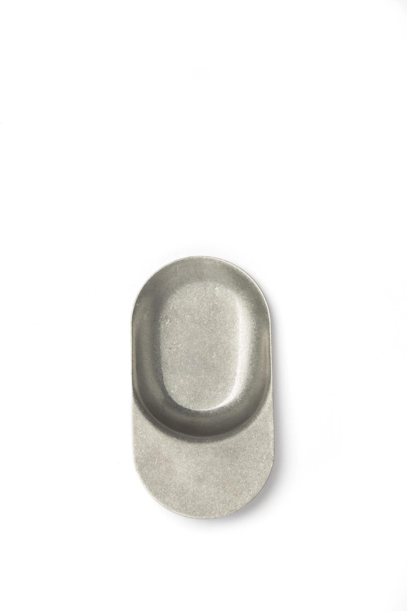 Les Essences Probierspachtel, 7.1 cm, Vintage in Silber präsentiert im Onlineshop von KAQTU Design AG. Besteck ist von Comas