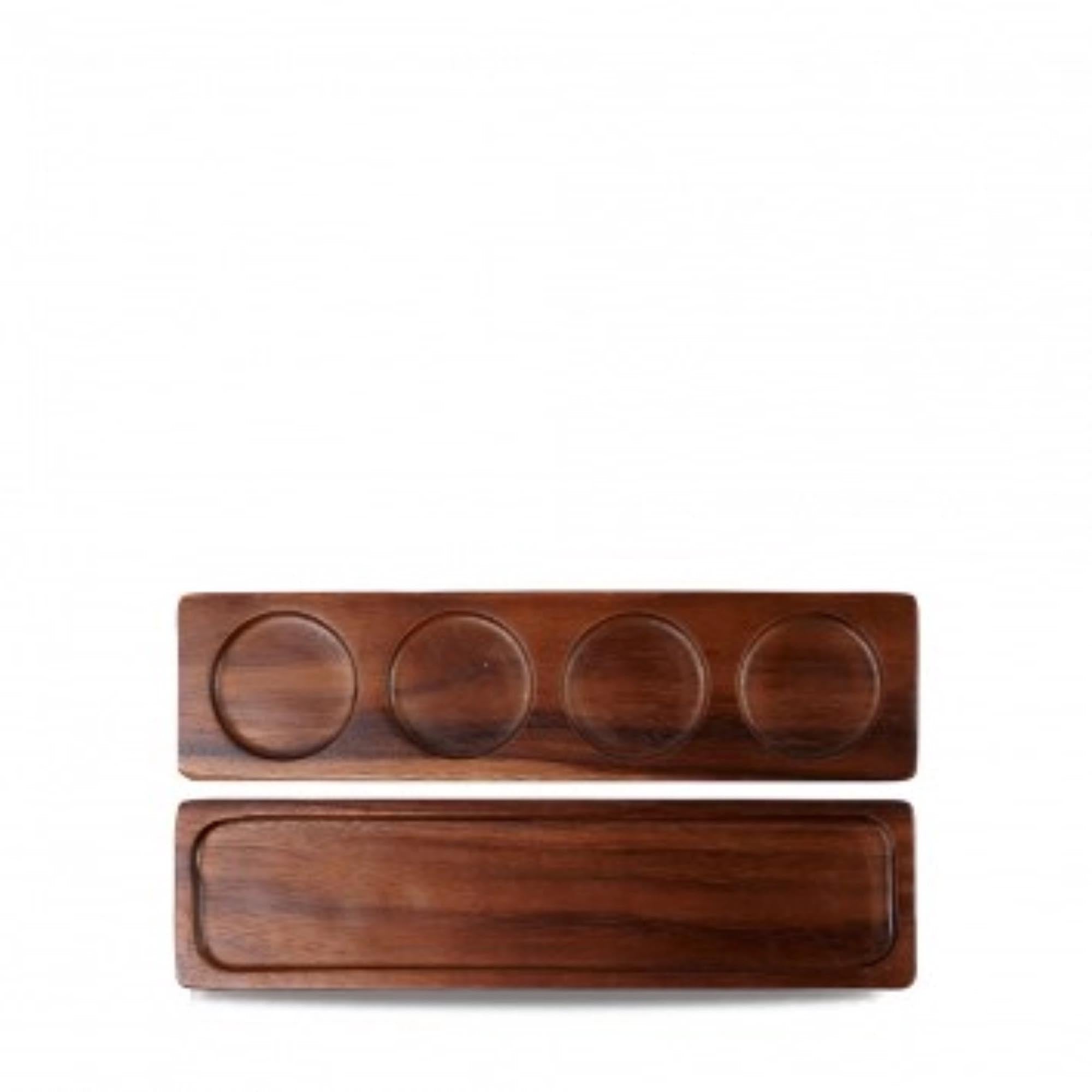 Elegantes Akazienholz-Tablett von Churchill, 35.2x9cm, ideal zum stilvollen Servieren und Dekorieren. Robust, wasserabweisend, umweltfreundlich.