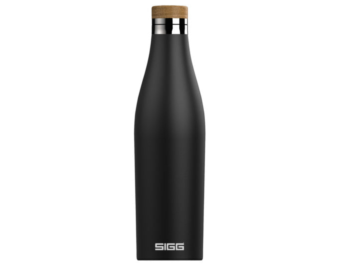 Trinkflasche Meridian black touch 0.5 l in  präsentiert im Onlineshop von KAQTU Design AG. Flasche ist von SIGG