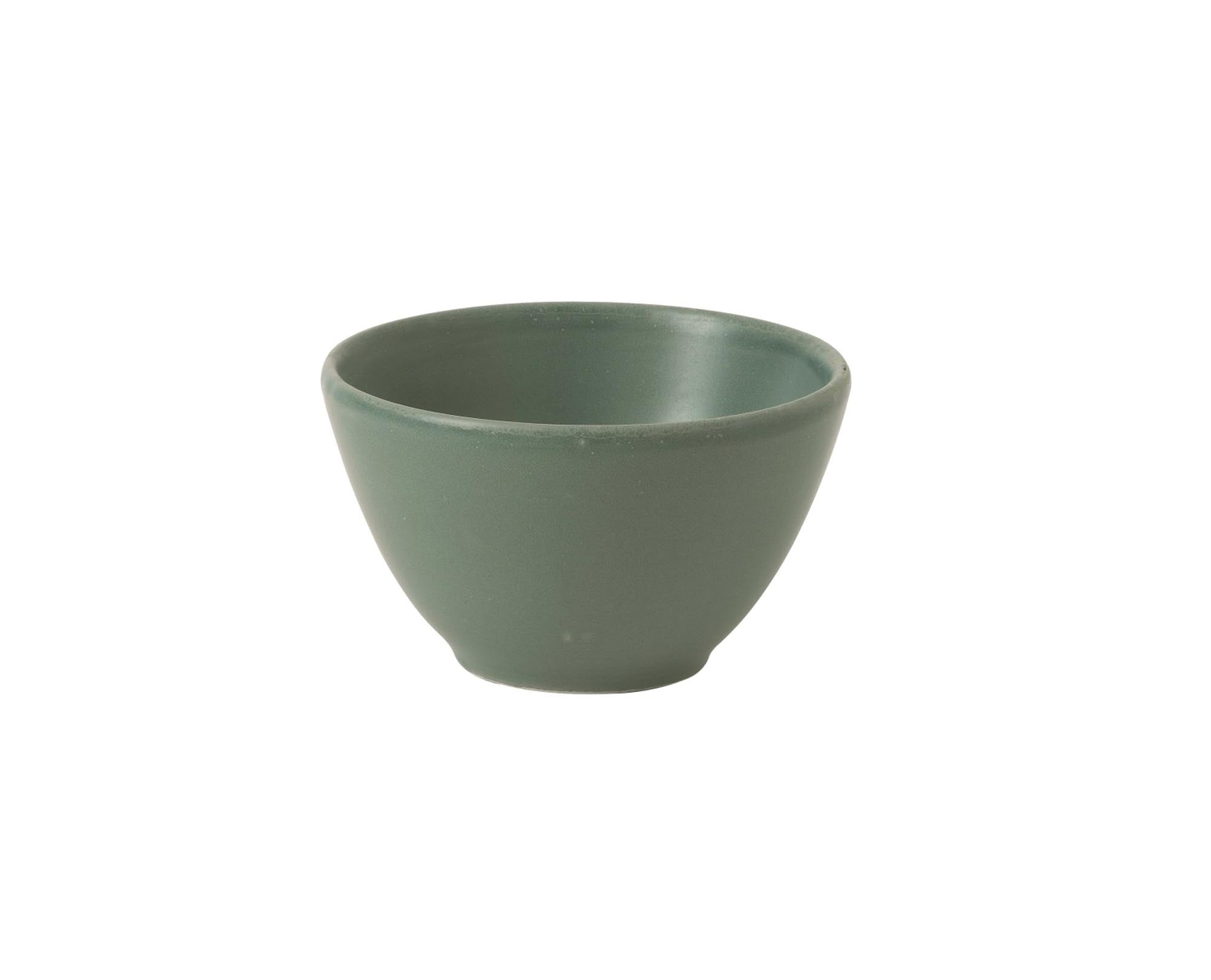 Die elegante Nourish Andorra Green Contour Schale von Churchill vereint modernes Design mit Funktionalität, ideal für Suppen und Salate.