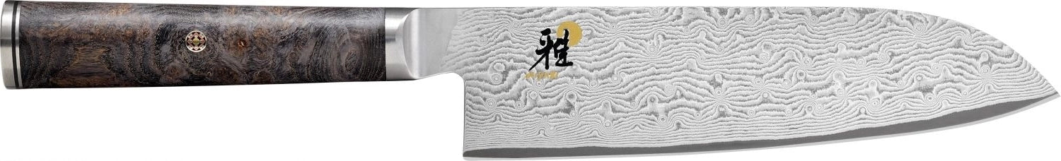 Elegantes MIYABI Santoku: 180mm Klinge aus Kohlenstoffstahl, Ahornholzgriff, japanische Präzision und Design.