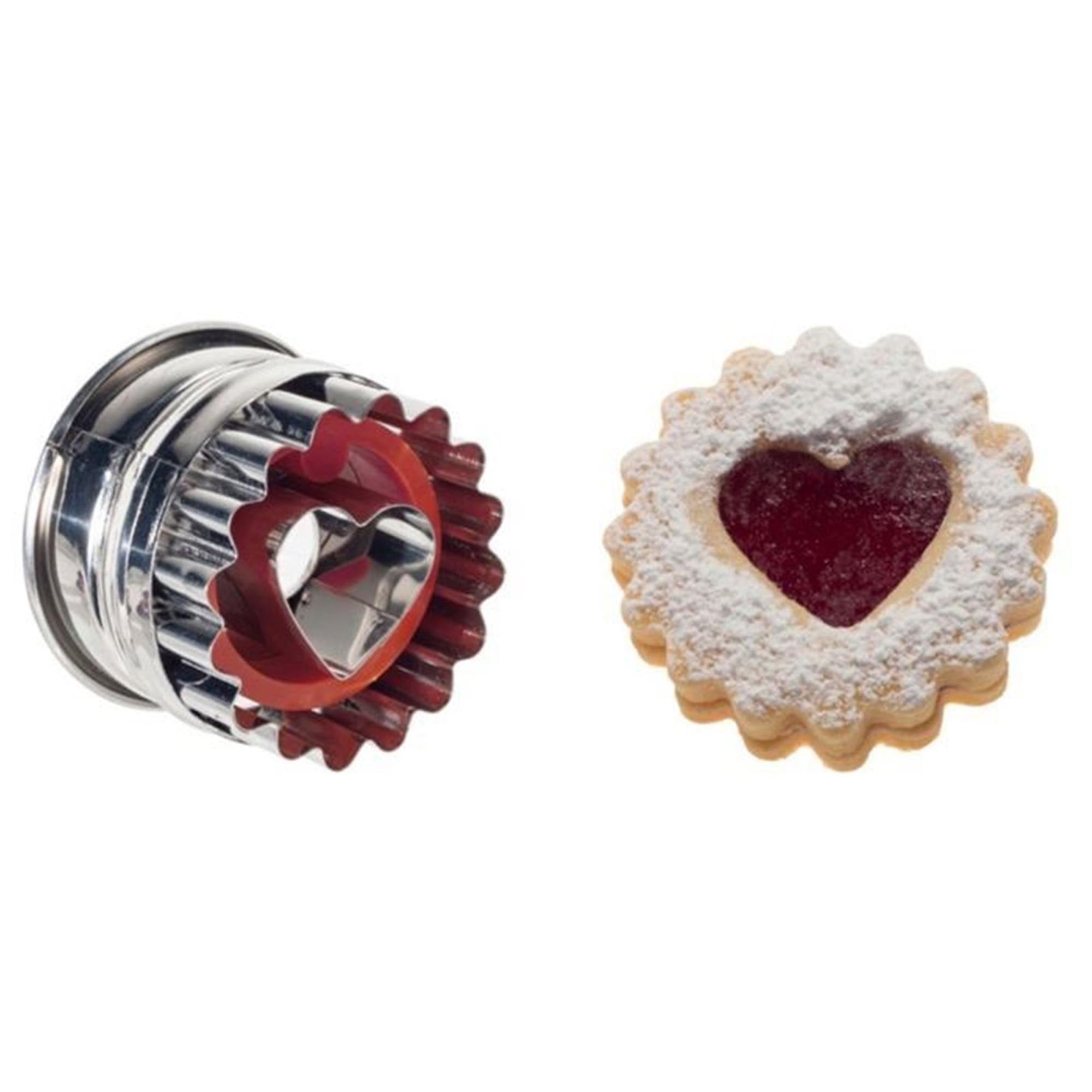 Herzförmige Linzer-Ausstechform von Westmark, 5 cm groß, ideal für Plätzchen und Gebäck, hochwertig und einfach zu verwenden.