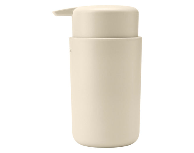 Eleganter BRABANTIA Seifenspender ReNew in soft beige, ideal für stilvolle Badezimmer und Küchen, praktisch und hochwertig.