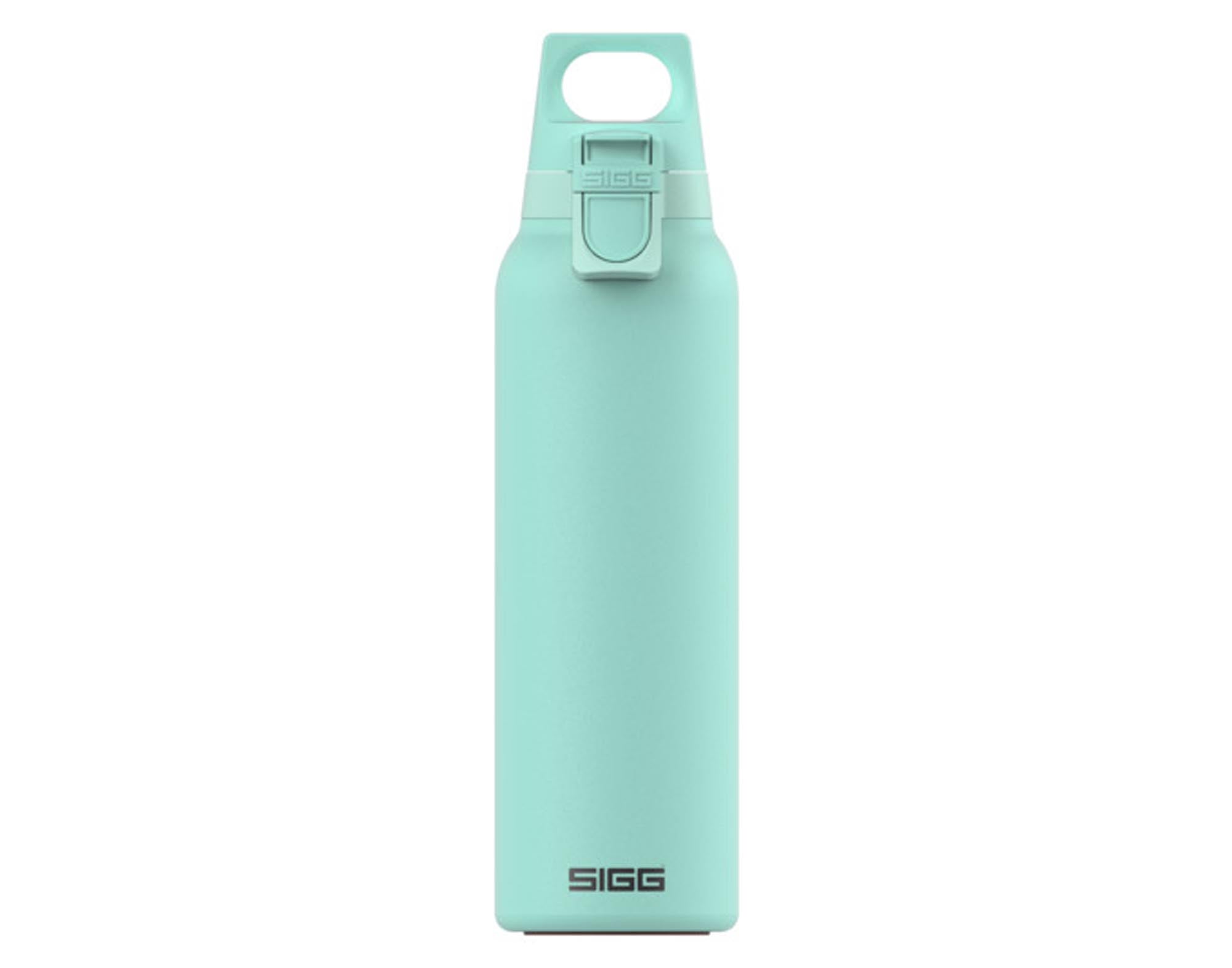 SIGG Isolierflasche Thermobottle Hot & Cold One light glacier 0.55 l in  präsentiert im Onlineshop von KAQTU Design AG. Küchenhelfer ist von SIGG