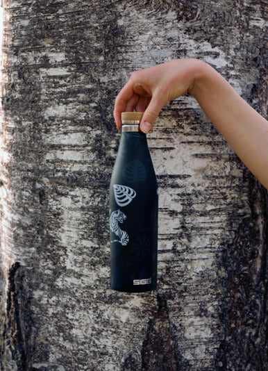 Trinkflasche Meridian Sumatra Tiger touch 0.5 l in  präsentiert im Onlineshop von KAQTU Design AG. Flasche ist von SIGG