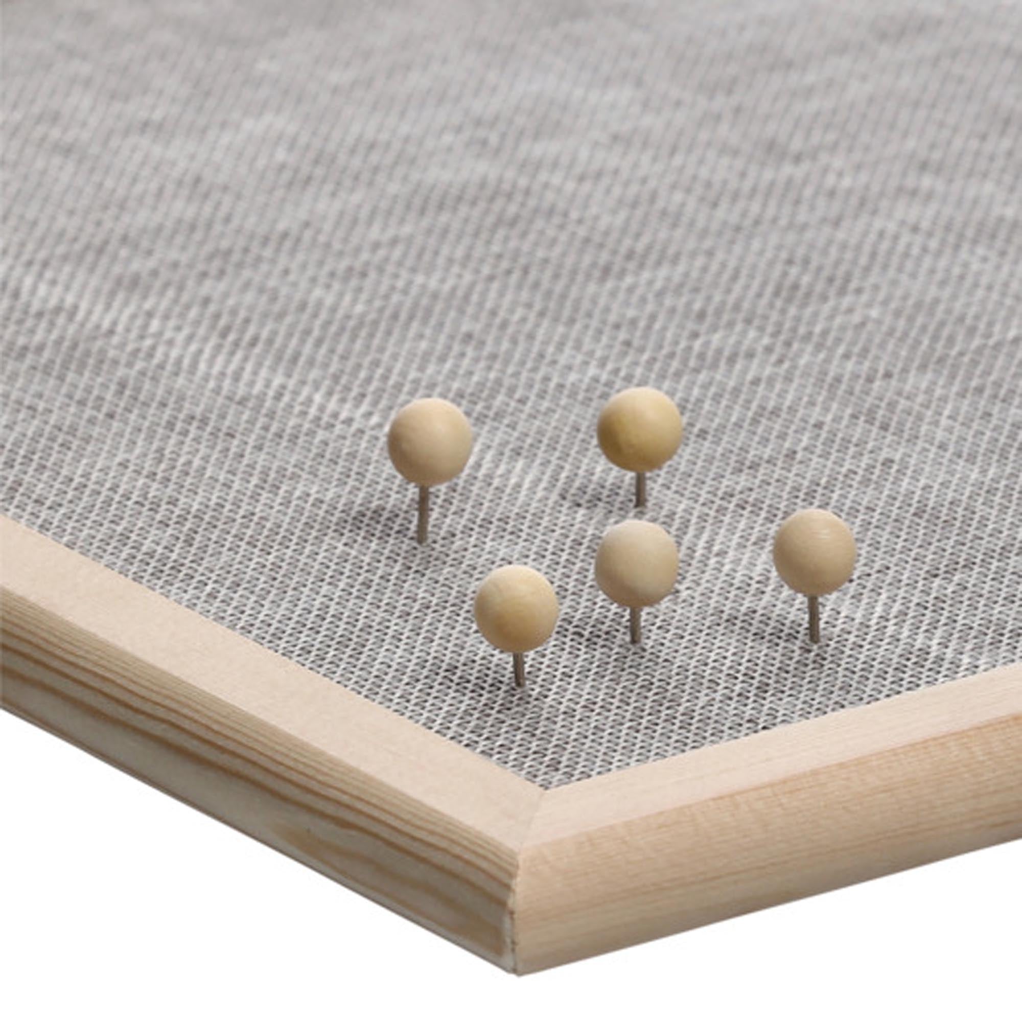 ZELLER PRESENT Pinnwand Leinen und Kiefer 30x40 cm in  präsentiert im Onlineshop von KAQTU Design AG. Büromaterial ist von ZELLER PRESENT