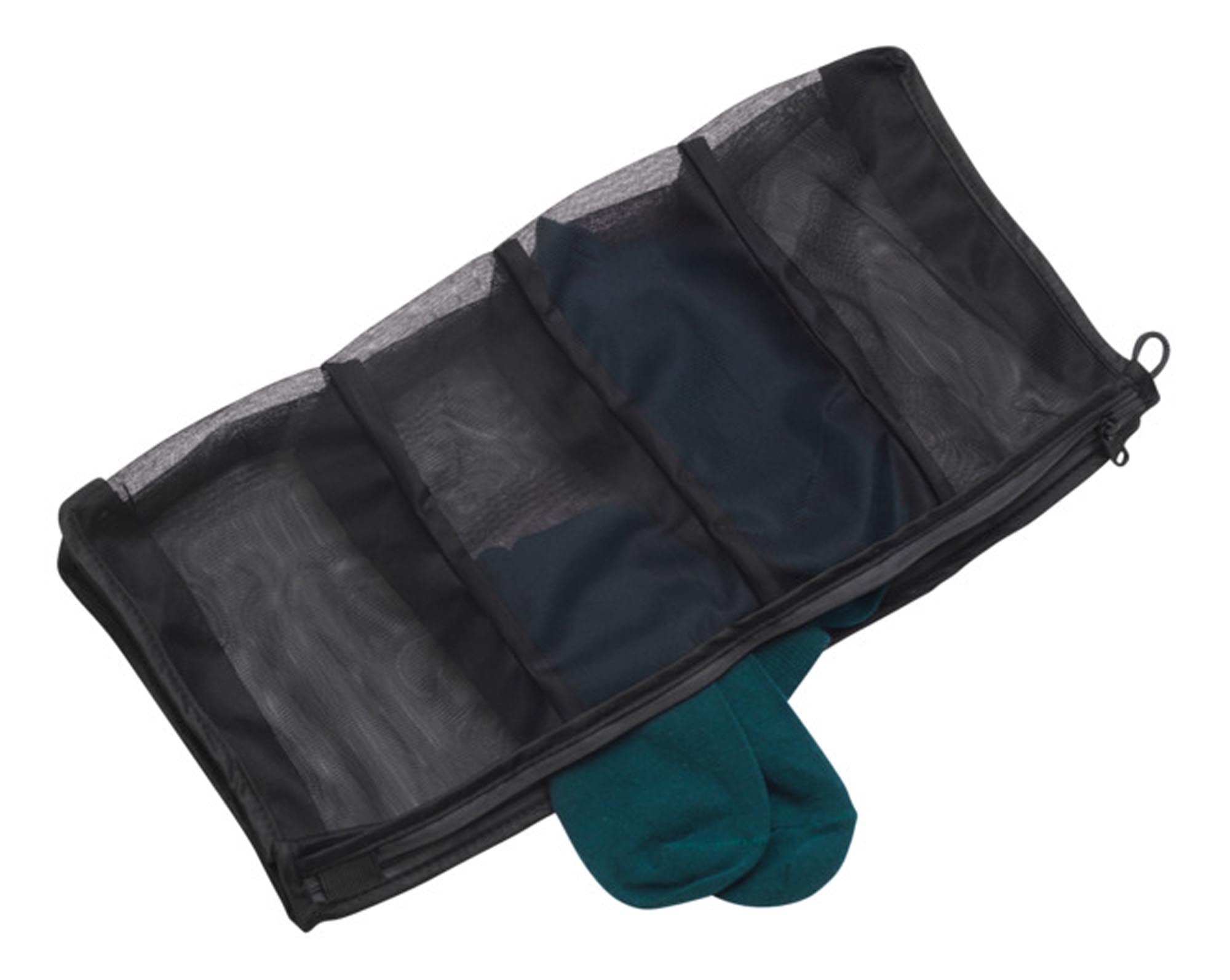 Praktischer Wäscheschutzbeutel für Socken, schwarz, von BRABANTIA. Schützt empfindliche Kleidung beim Waschen.