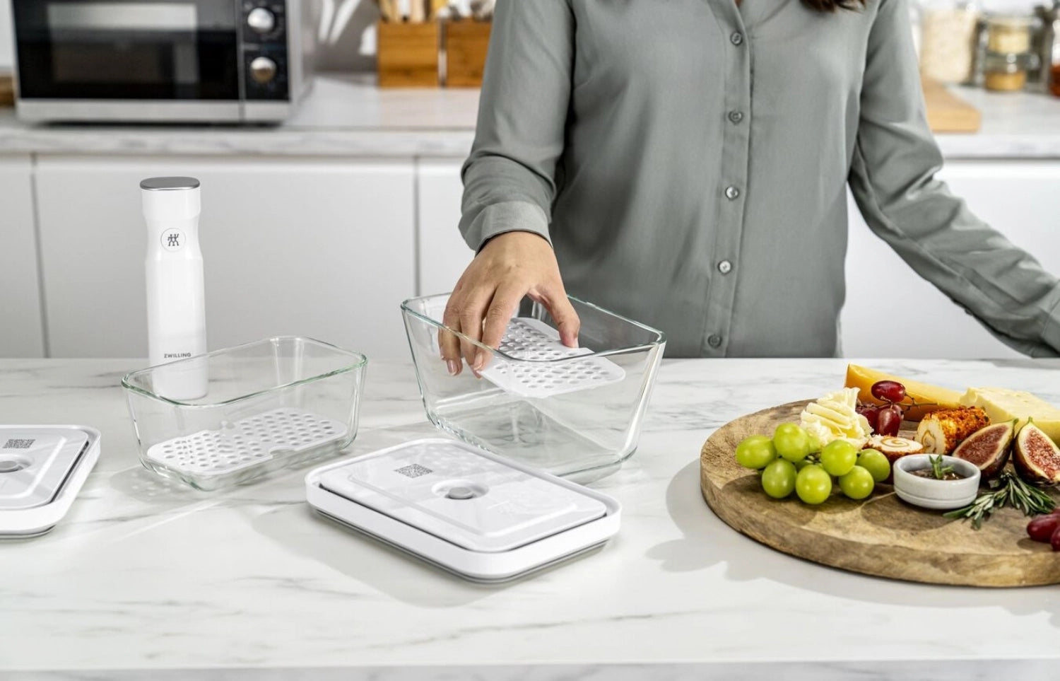 Vakuum Zubehörset von Zwilling: 2er Set Abtrg Gitter M/L für optimale Luftentfernung und Frischhaltung von Lebensmitteln.