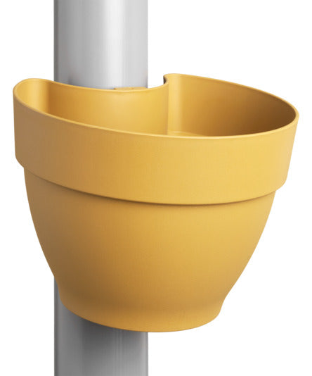 ELHO Fallrohrpflanzgefäss vibia ø 21.6 cm honig in  präsentiert im Onlineshop von KAQTU Design AG. Pflanzentopf Outdoor ist von ELHO