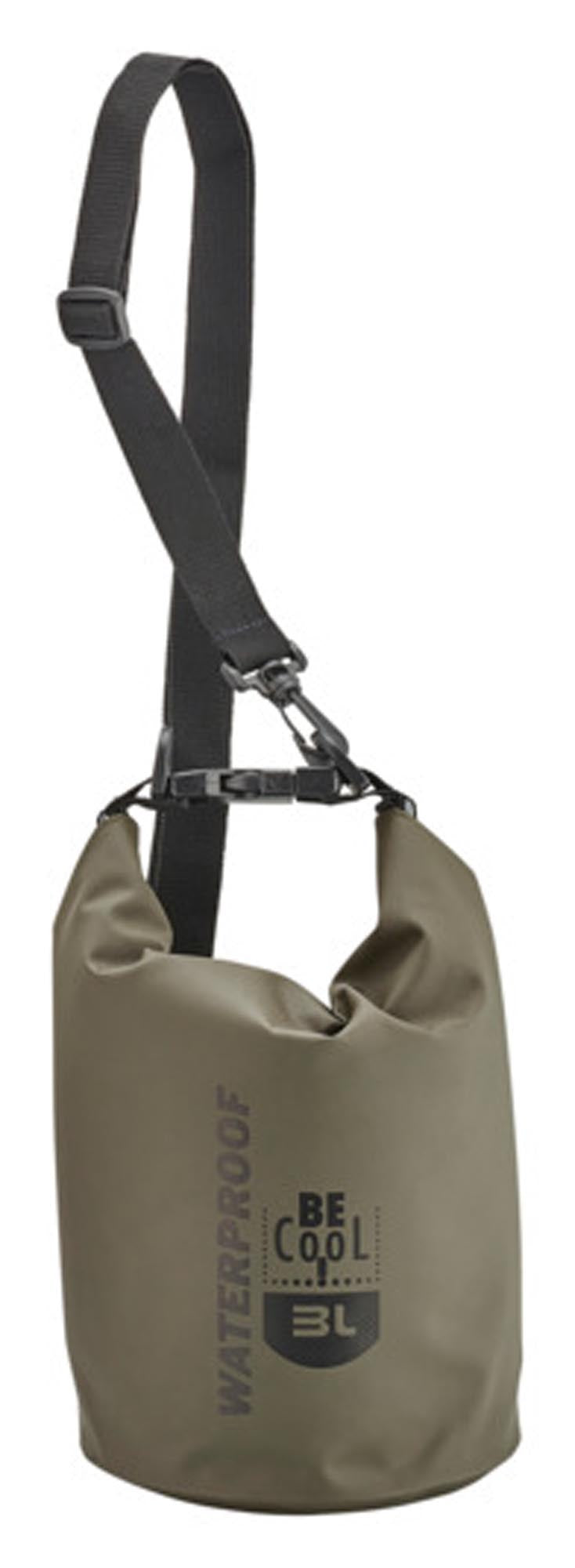 Die BE COOL Kühltasche Tube Mini olive 3L ist ideal für Picknicks und Ausflüge. Sie hält Snacks und Getränke kühl und ist praktisch im Design.