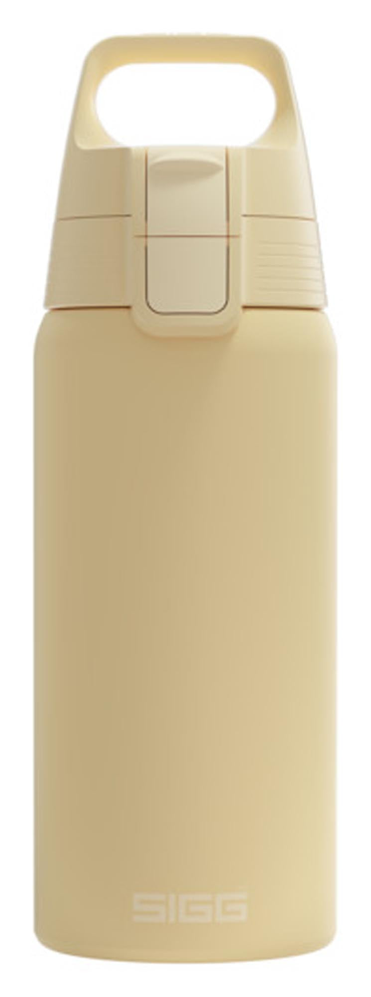 SIGG Isolierflasche Shield Therm One opti yellow 0.5 l in  präsentiert im Onlineshop von KAQTU Design AG. Küchenhelfer ist von SIGG