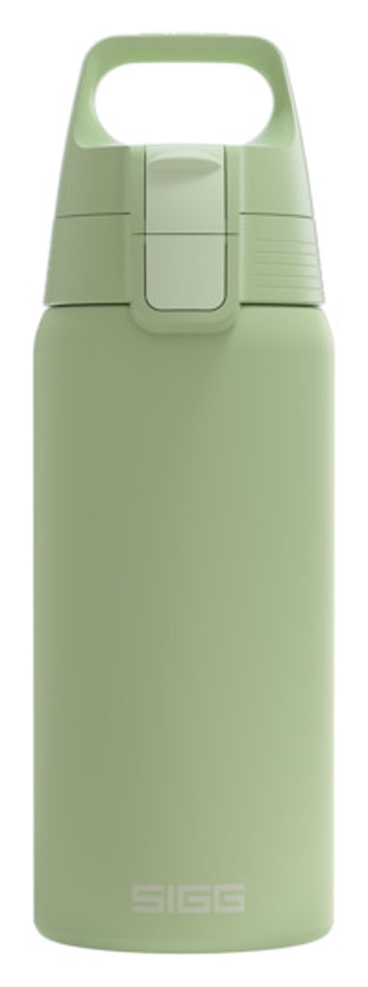 SIGG Isolierflasche Shield Therm One eco green 0.5 l in  präsentiert im Onlineshop von KAQTU Design AG. Küchenhelfer ist von SIGG