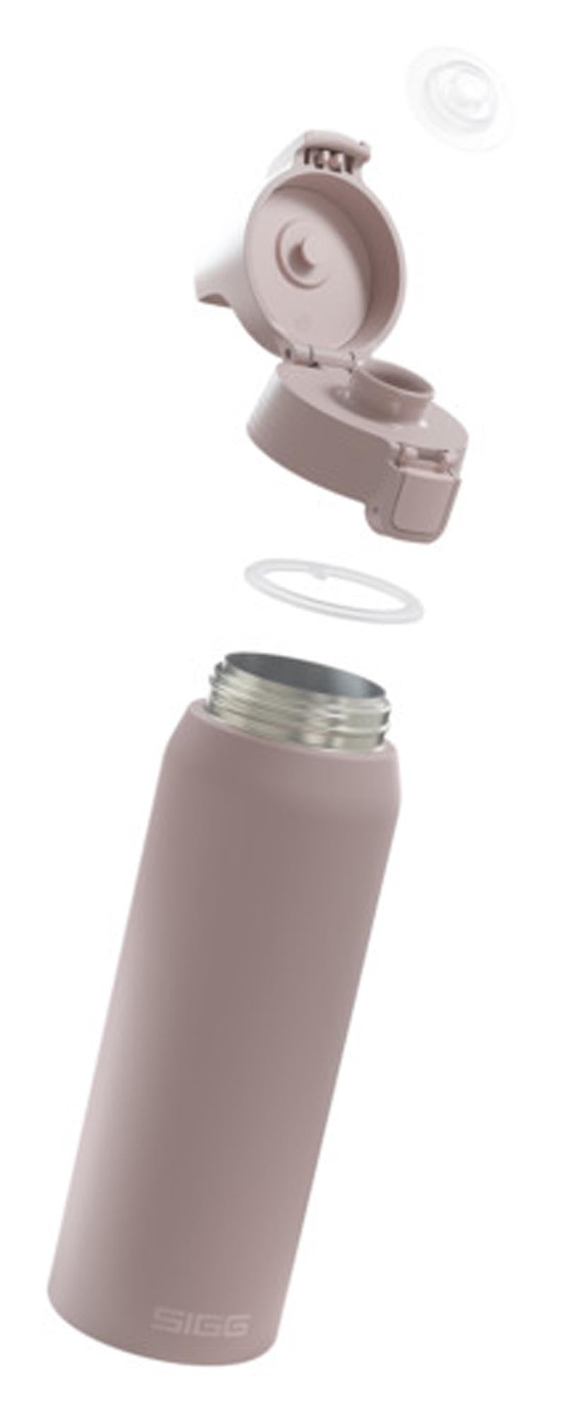 SIGG Isolierflasche Shield Therm One dusk 0.75 l in  präsentiert im Onlineshop von KAQTU Design AG. Küchenhelfer ist von SIGG