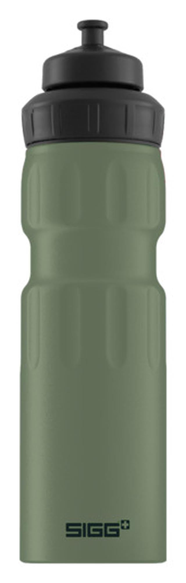 Die SIGG Isolierflasche WMB Sports leaf 0.75 l: robust, auslaufsicher, BPA-frei. Hält Getränke 12h heiß/kalt. Ideal für Sport & Freizeit.
