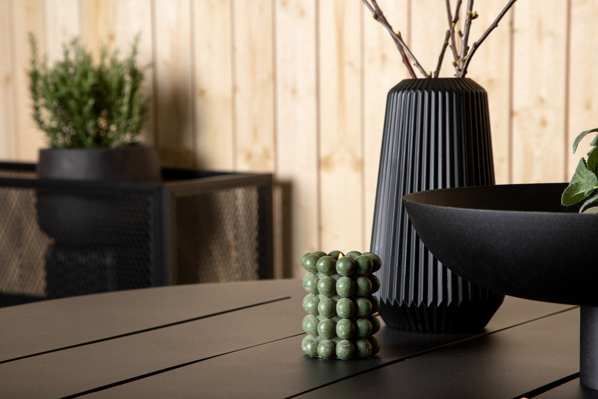Alma Gartentisch in Schwarz präsentiert im Onlineshop von KAQTU Design AG. Gartentisch ist von Venture Home