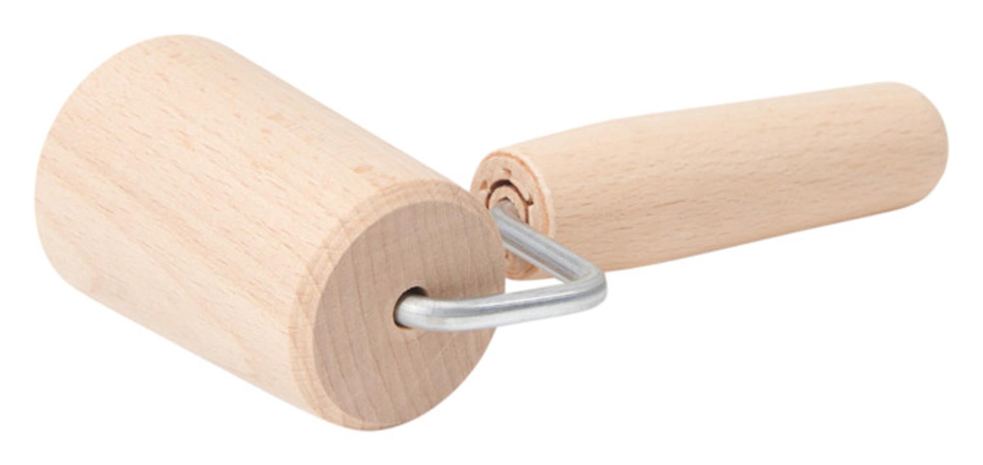 Hochwertiger 7 cm Teigausroller von PATISSE: robustes Holz, ergonomisch, ideal für feines Gebäck und Plätzchen. Perfekt für Hobbybäcker.