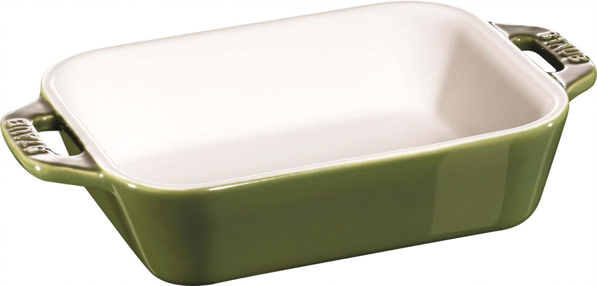 Auflaufform rechteckig in Grün präsentiert im Onlineshop von KAQTU Design AG. Backform / Backblech ist von Staub
