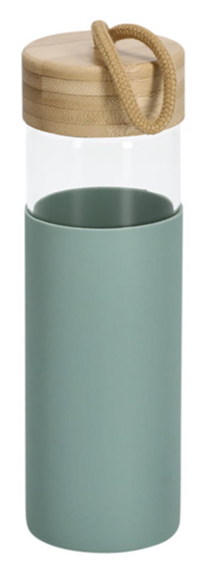 ZELLER Trinkflasche mit Bambusdeckel und Silikonhülle grün ø 7x21.5 cm in  präsentiert im Onlineshop von KAQTU Design AG. Flasche ist von ZELLER PRESENT