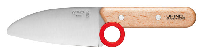 Das OPINEL Kinder Küchen-Set "Le Petit Chef" in Rot enthält Messer, Schäler und Fingerschutz – ideal für sicheres Kochen mit Kindern.