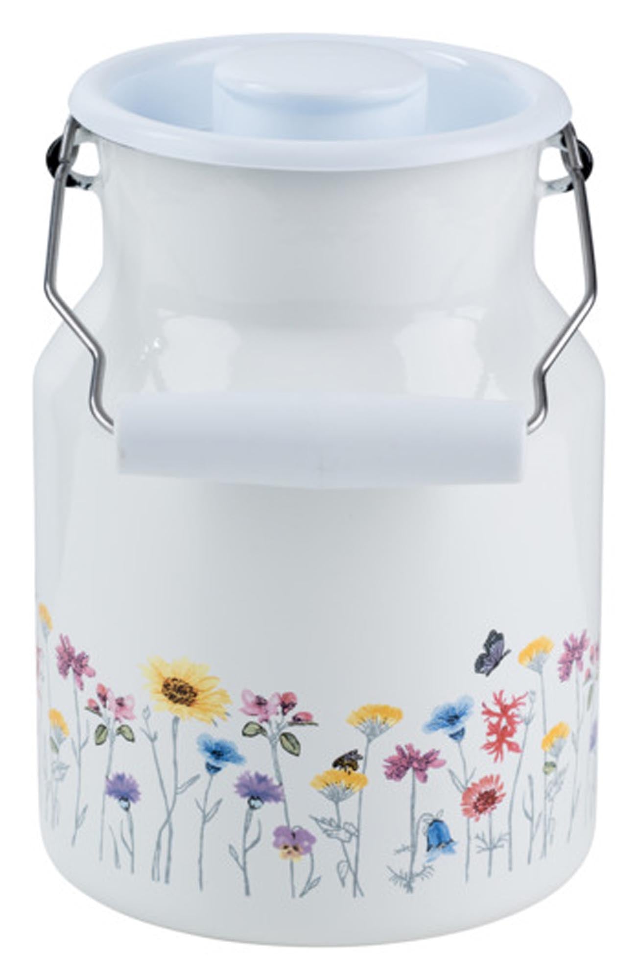 Die RIESS Milchkanne Flora (1.5 l, ø 13x18.5 cm) besticht durch ihr charmantes Design, langlebigen emaillierten Stahl und praktischen Deckel.