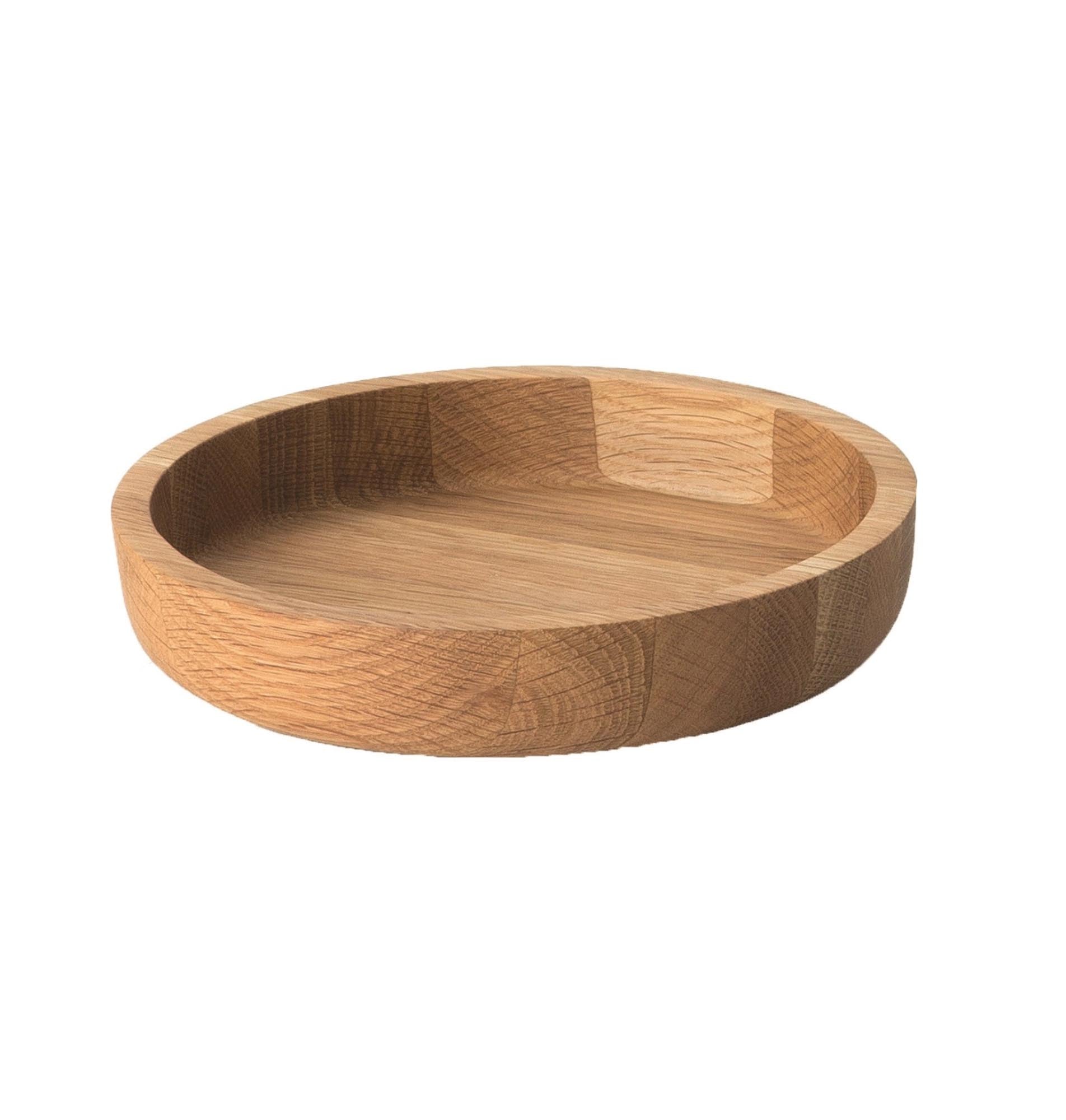 Oak bowl, 20x4.3 cm