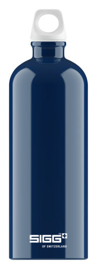 SIGG Trinkflasche Traveller Bottle PSG 1 l in  präsentiert im Onlineshop von KAQTU Design AG. Flasche ist von SIGG