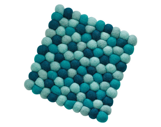 CILIO Untersetzer Lana Azzurro Schafwolle 21x21cm in  präsentiert im Onlineshop von KAQTU Design AG. Pfannenuntersatz ist von CILIO