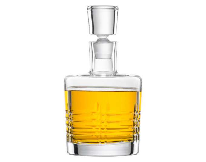 Elegante Whiskykaraffe aus hochwertigem Glas, 0,75 l Fassungsvermögen, ideal für stilvollen Genuss und Präsentation.