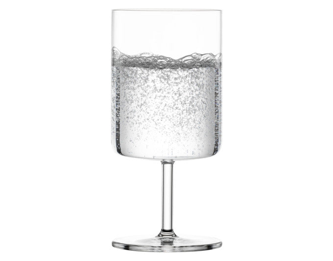 Elegante SCHOTT ZWIESEL Modo Wassergläser, 4er-Set, modernes Design, hochwertiges Kristallglas, ideal für stilvolles Trinken.