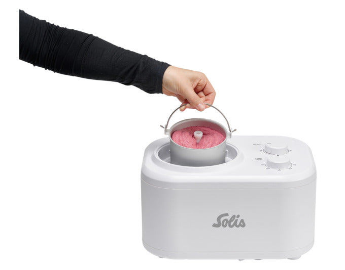 Die SOLIS Gelatissima ist eine hochwertige Glacemaschine, ideal für hausgemachtes Eis, Sorbet und Frozen Yogurt.