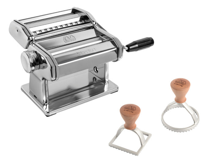 MARCATO Nudelmaschine Set Atlas 150 Classic mit 2 Raviolistempel ø5.8 und 4.8x4.8cm in  präsentiert im Onlineshop von KAQTU Design AG. Küchengerät ist von MARCATO