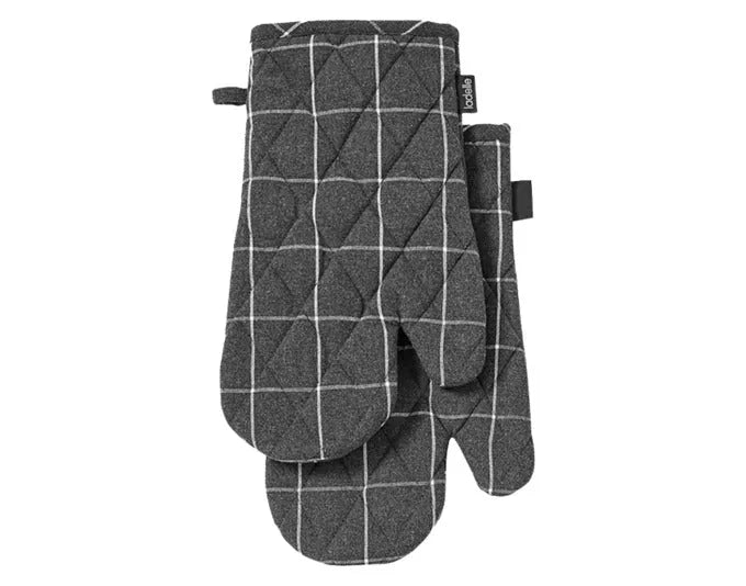 LADELLE Ofenhandschuh Eco Check charcoal 18x33 cm 2 Stk. in  präsentiert im Onlineshop von KAQTU Design AG. Backutensilien ist von LADELLE