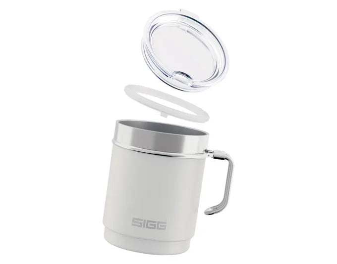 SIGG Isolierbecher Travel Mug snow white 0.3 l in  präsentiert im Onlineshop von KAQTU Design AG. Küchenhelfer ist von SIGG
