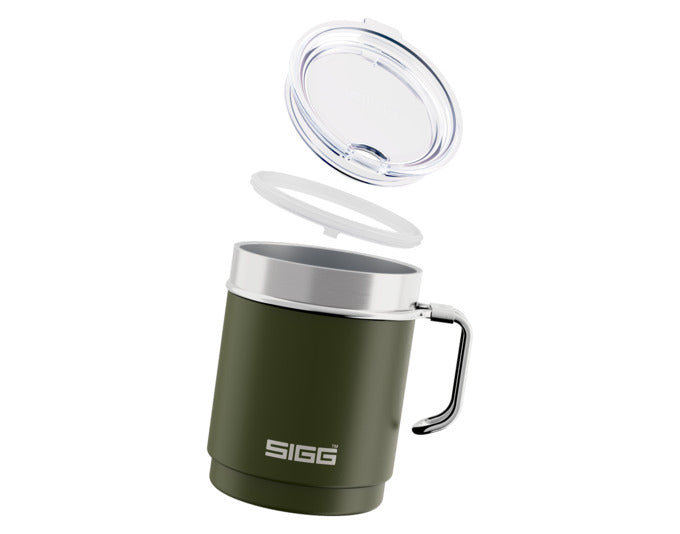 SIGG Isolierbecher Travel Mug roasted green 0.3 l in  präsentiert im Onlineshop von KAQTU Design AG. Küchenhelfer ist von SIGG