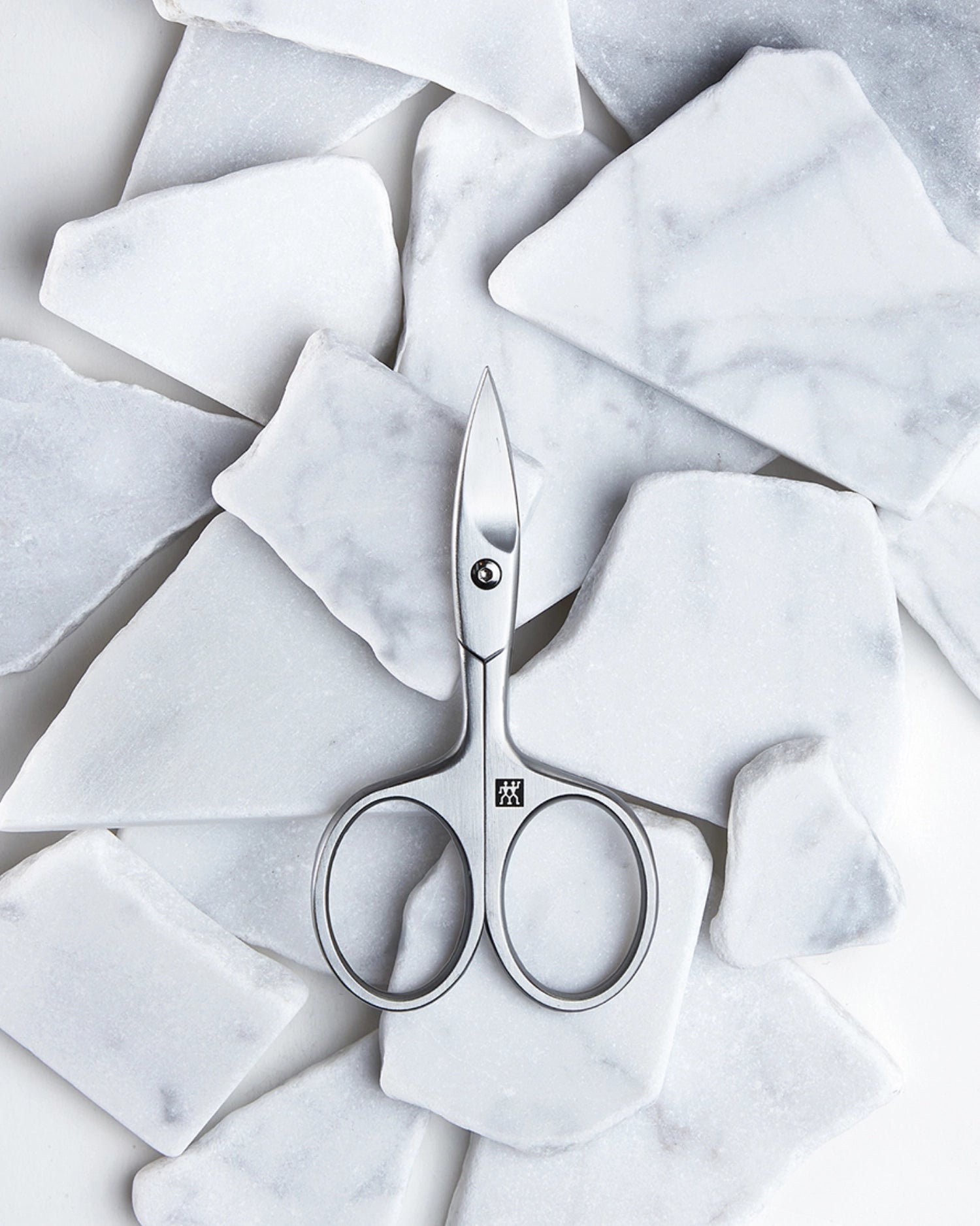 Zwilling Nagelschere 90mm: Mattiert für präzise Nagelpflege.