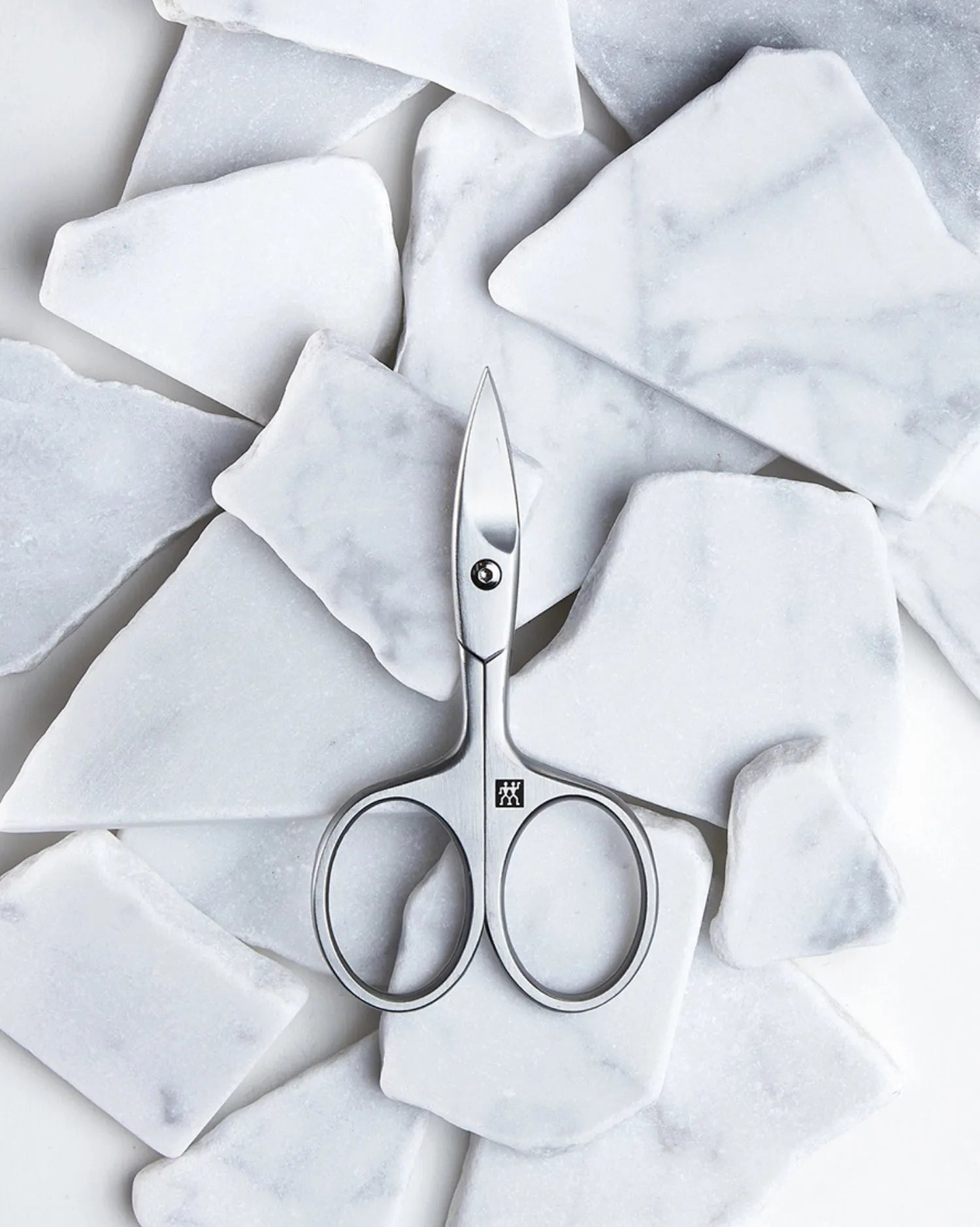 Zwilling Nagelschere 90mm: Mattiert für präzise Nagelpflege.